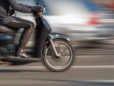 Elf bekeuringen bij brom- en snorfietscontrole met rollerbank in Eindhoven