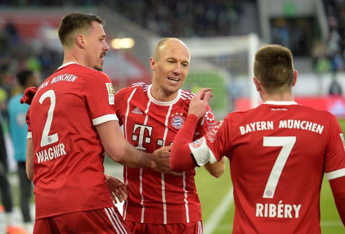Arjen Robben kwam met Bayern München met de schrik vrij tegen Wolfsburg.