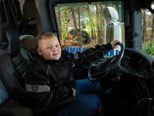 Dick (9) uit ‘t Loo bovenaan Viral 50 met truckerslied