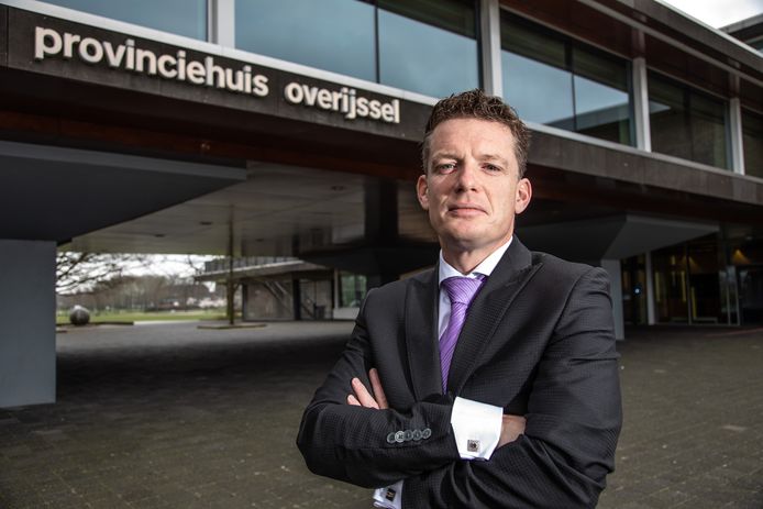 Johan Almekinders, fractieleider van Forum voor Democratie Overijssel.