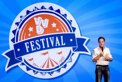 VVD hoopt dat opzijzetten 'troetelkind' 130 km/u wordt beloond