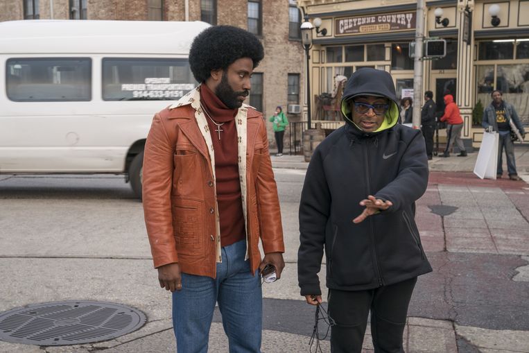 Spike Lee op de set van BlacKkKlansman  Beeld TR BEELD