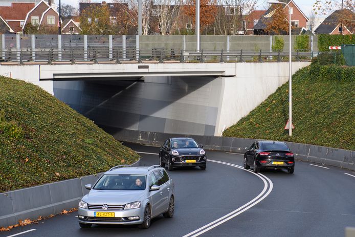 Het vollopen van de Plompgraventunnel (hier op de foto), Maximatunnelen H.W. Jansentunnel in Rijssen na hevige regenval is een terugkerend verschijnsel.