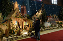 De expositie van kerststallen in Boxmeer in 2015. De verzameling is ook deze maand weer te zien.