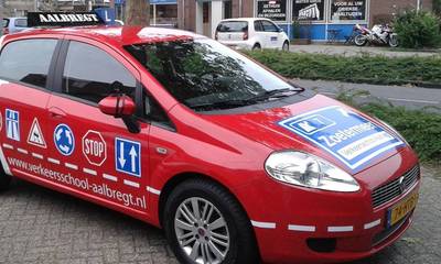 Politie en OM onderzoeken zaak failliete rijschool