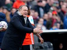 Advocaat tempert verwachtingen: ‘Feyenoord sterker? Dat moet maar blijken’