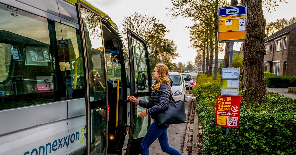 Het hele eiland is boos over het schrappen van de bus (maar bijna niemand gebruikt ‘m)