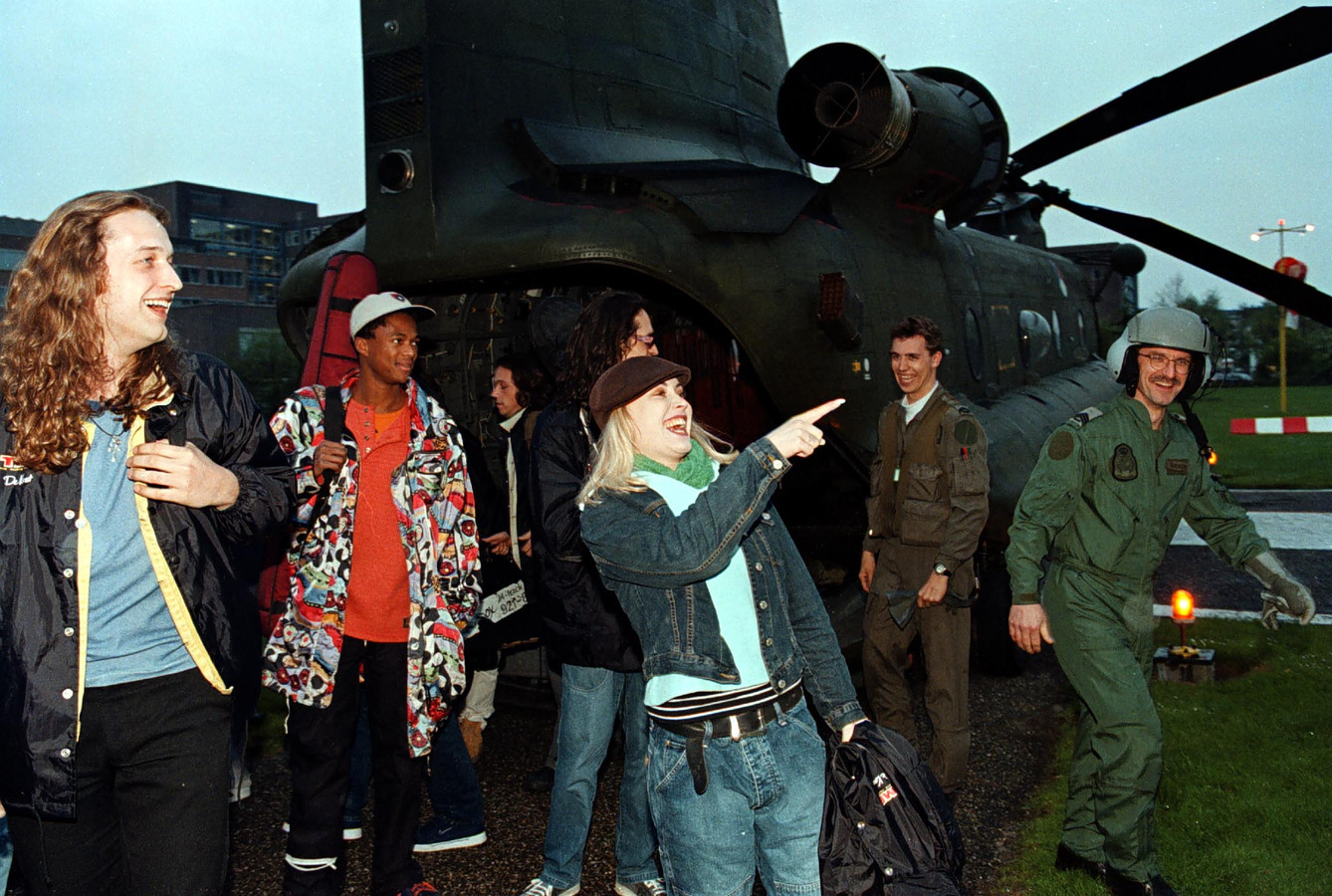 Anouk arriveert in 1998 per helikopter bij het, toen nog, Sophia Ziekenhuis in Zwolle.