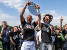 Lees hier alles over kampioenen, periodetitels, degradanten en een zege na 22 nederlagen op rij
