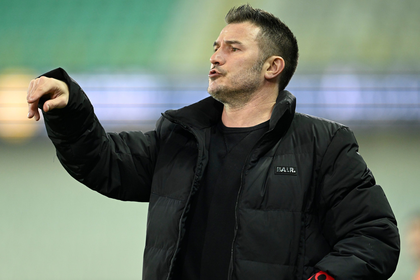 Met dank aan de spelersgroep hoe Carl Hoefkens na slopende dag vol