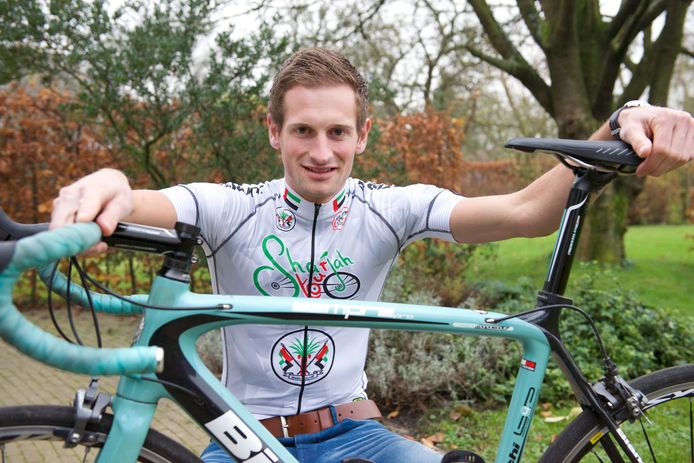 Wielrenner Luuc Bugter gedupeerd door materiaalpech Sport Arnhem