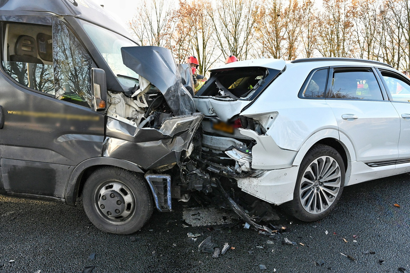 Meerdere voertuigen zijn betrokken bij het ongeluk op de A65 bij Berkel-Enschot.