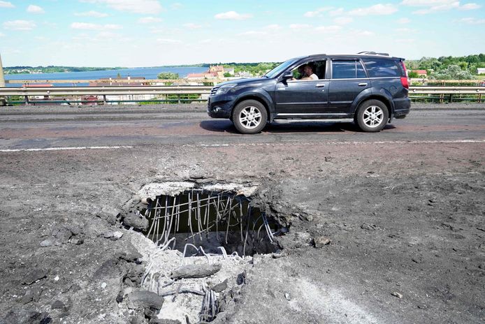 Afgelopen week kon Oekraïne de brug al zwaar beschadigen. De schade zou na de nieuwe aanval groter zijn. Beeld gemaakt op 21 juli 2022.