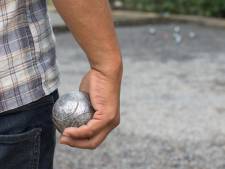 Eindhovenaar (37) in levensgevaar nadat petanquebal ontploft tijdens vrijgezellenfeest, ander lichtgewond