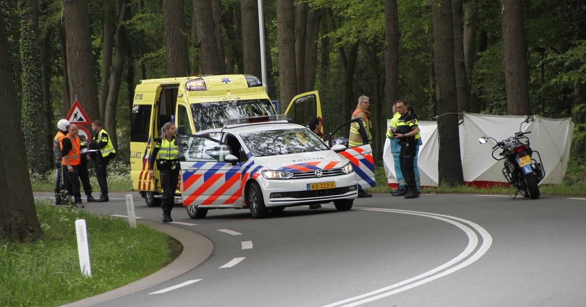 Lesmotorrijder overleden bij ongeluk in Barneveld.
