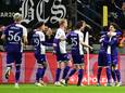 Geen hoogstaand voetbal, wel weer 3 punten: Anderlecht pakt cadeaus van Cercle uit en blijft leider na 3-0-zege
