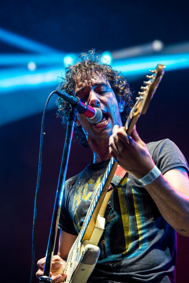 Albert Hammond Jr. op Rock Werchter. Beeld Koen Keppens