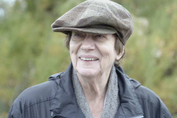 Bridget Riley - Painting the Line