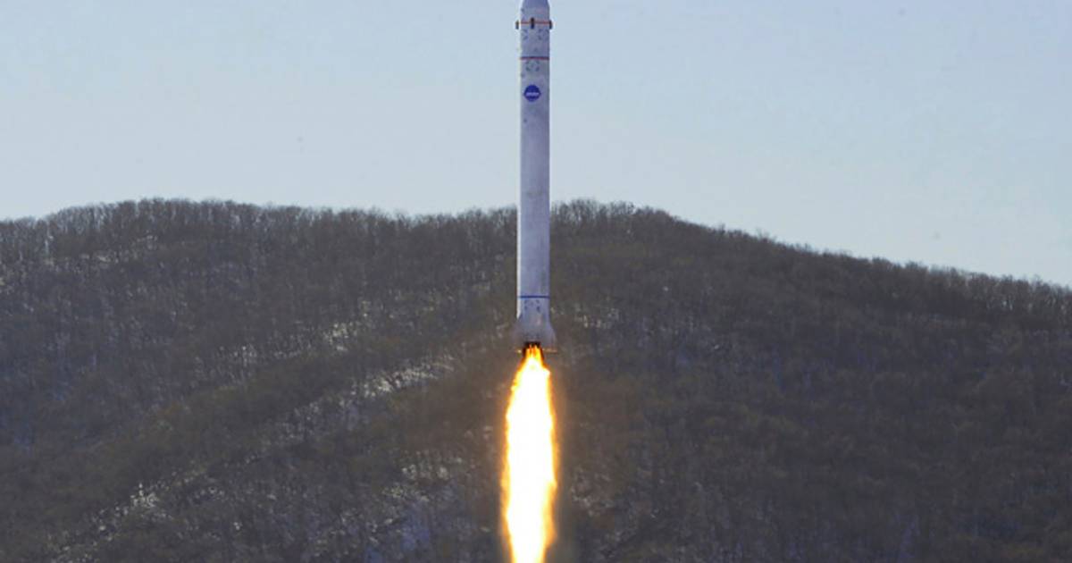 North Korea fires two more missiles |  abroad