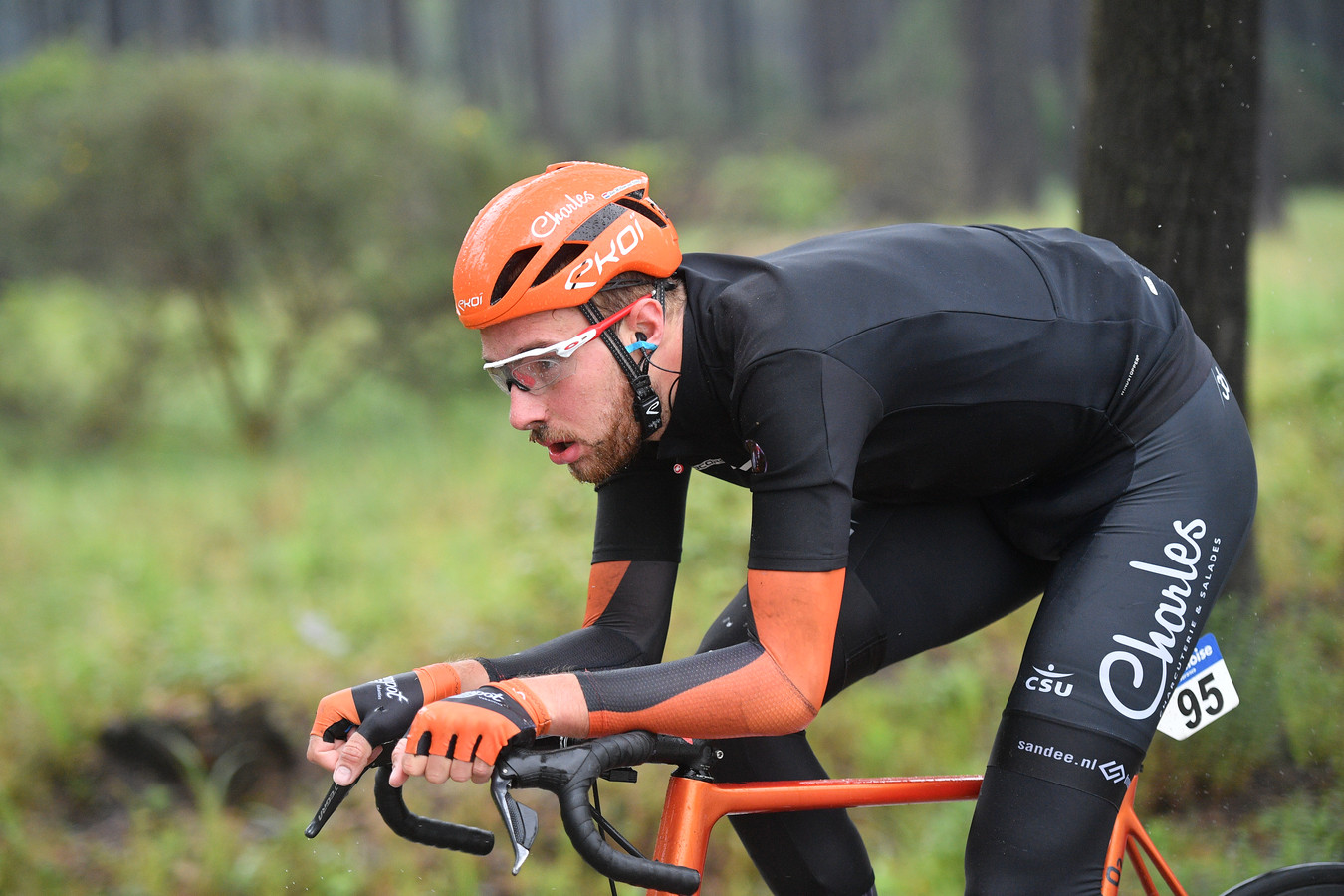 Van Schip Slaagt In Fantastisch Nummer Nederlander Houdt Peloton Af In Baloise Belgium Tour Foto Hln Be