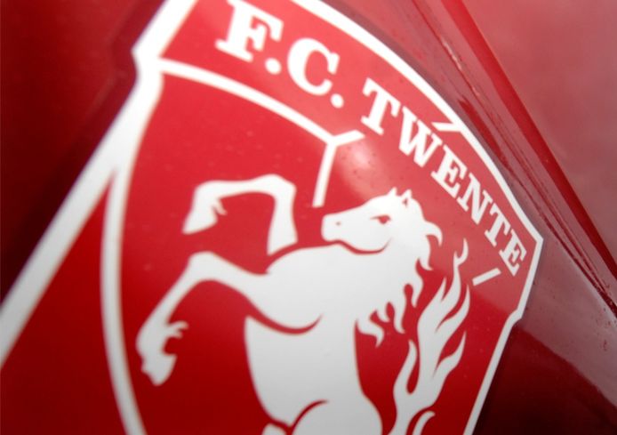 Fc Twente Aast Op Anouar Diba Fc Twente Tubantia Nl