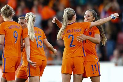 Oranje Leeuwinnen hebben weinig moeite met Oostenrijk