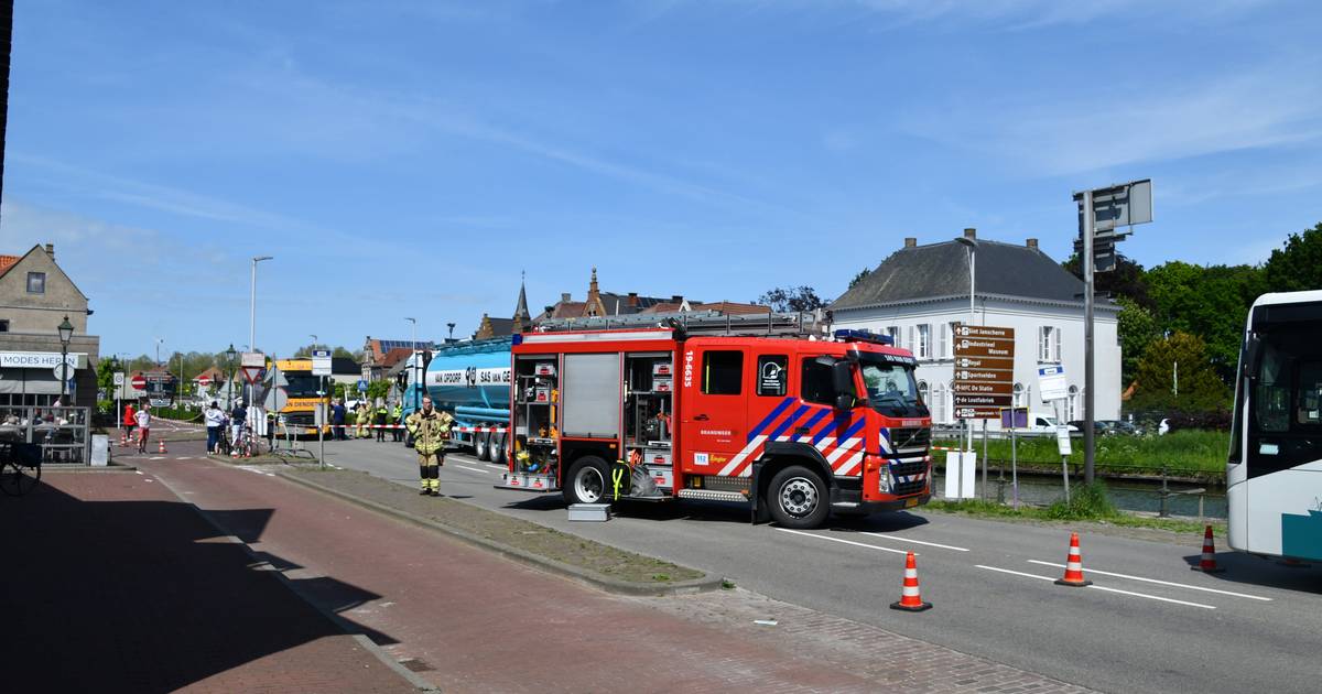 Gewonde bij ongeval Westkade Sas van Gent.