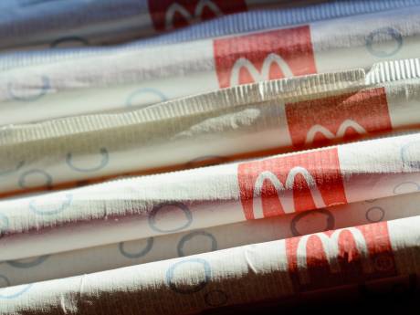 McDonald's stopt met plastic rietjes