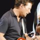Coldplay speelt Johnny B. Goode mét Michael J. Fox (filmpje)