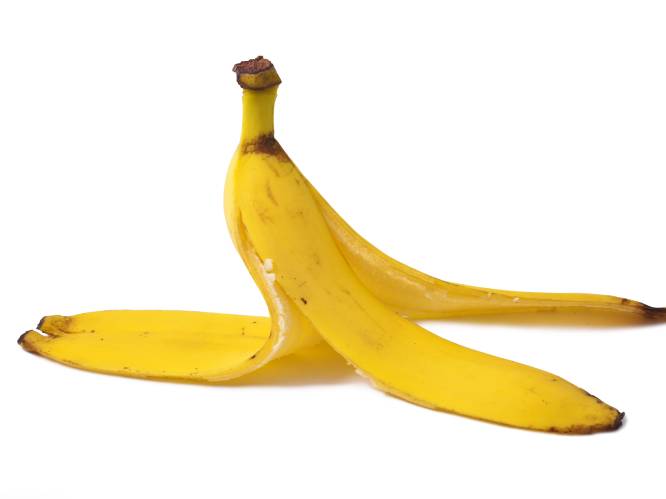 Met deze truc pel je bananen nog makkelijker