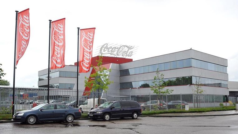 Productie bij CocaCola in Wilrijk opnieuw opgestart  De Morgen