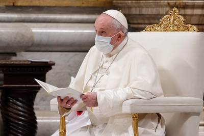 Le pape François ne préside pas les vêpres de fin d'année