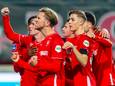 FC Twente-spelers juichen na een treffer.