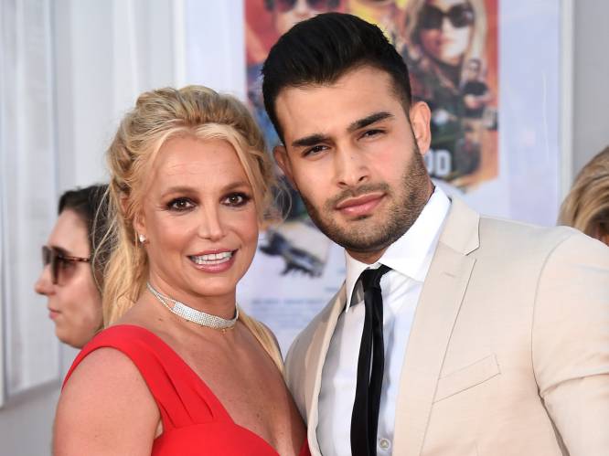 Britney Spears voelde zich “in de steek gelaten” door Sam Asghari (én verwerkt de scheiding volop in haar memoires)