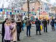 Lange rijen voor oliebollenkramen in stad en regio: ‘Het loopt lekker door’