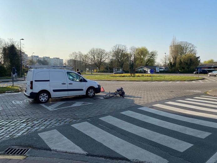 Fietsster gewond aan Watersportbaan