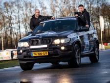 ‘Zware jongens’ uit Oldenzaal glibberen over sneeuw en ijs naar de Noordkaap: ‘Oppassen voor elanden en rendieren!’