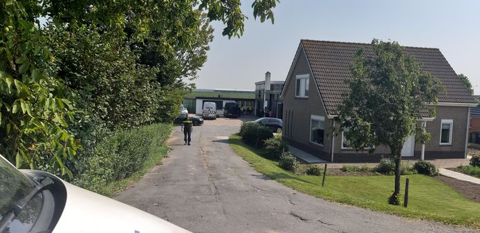 Drugslab gevonden aan de Tonsedijk in Zwingelspaan.