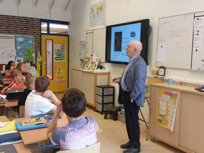 Bert Woudstra (87) maakt oorlogsgeschiedenis ‘levend’