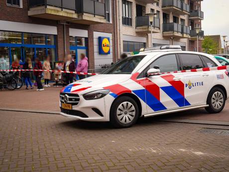 Man wordt gestoken bij ruzie in Helmond en rent Lidl in, verdachte meldt zichzelf op politiebureau