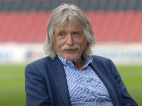 Johan Derksen is klaar met voetbal en kijkt alleen voor Veronica Inside: ‘Het boeit me niet meer’