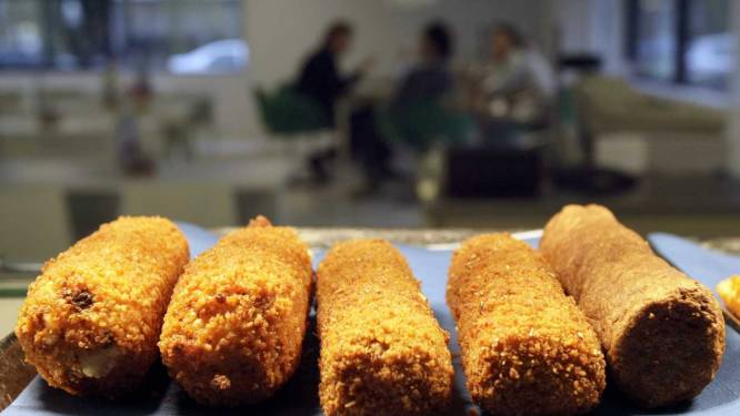 Ruzie over recht op kroket in Nederlandse gemeenteraad