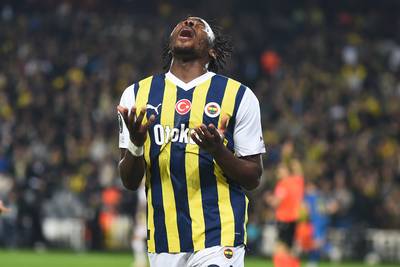 Scènes de chaos en D1 turque: trois joueurs de Fenerbahçe en conseil de discipline