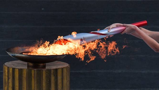 Olympisch vuur in China aangekomen voor winterspelen begin volgend jaar
