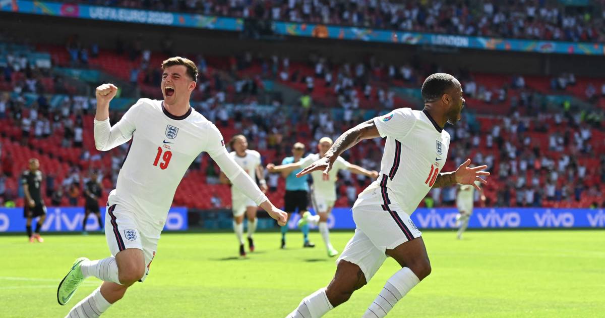 Sterling bezorgt Engeland op Wembley droomstart tegen ...