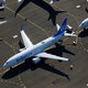 Vliegverbod halveert verkoop Boeing