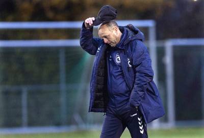OBW heeft geen vertrouwen meer in trainer en ontslaat Roberto Tuinstra