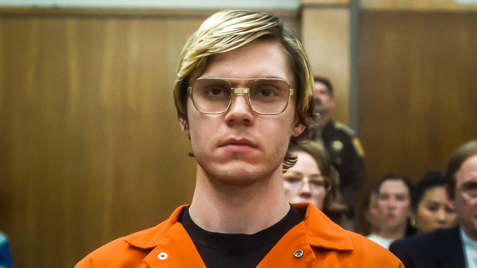 Extreem goor en gestoord”: gaat horrorsucces 'The Jeffrey Dahmer Story' een paar stappen te ver? | Foto | hln.be