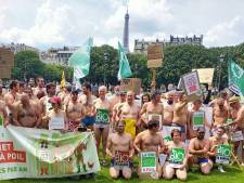 Lucie Lucas (Clem) et des citoyens posent nus pour soutenir une agriculture bio