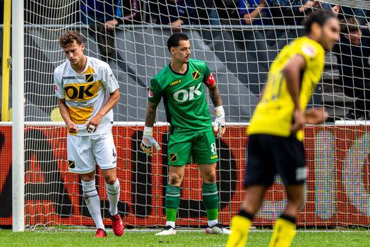 Colin Rösler heeft zojuist een eigen goal gemaakt.